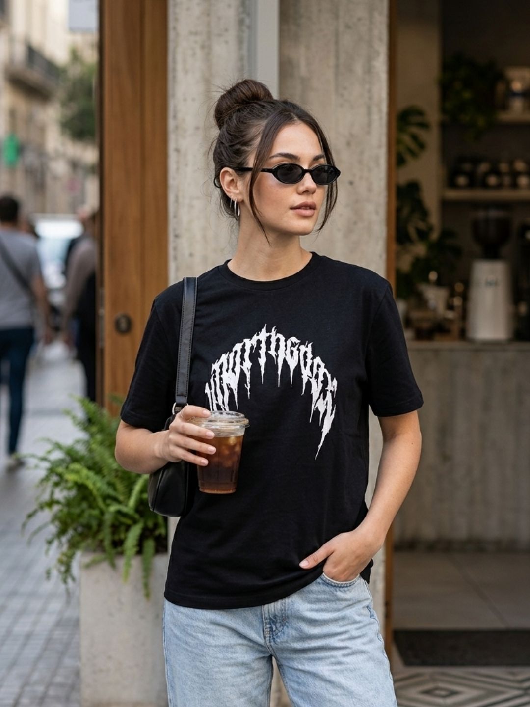 Northbound Gothic Arc Graphic Tee – Black