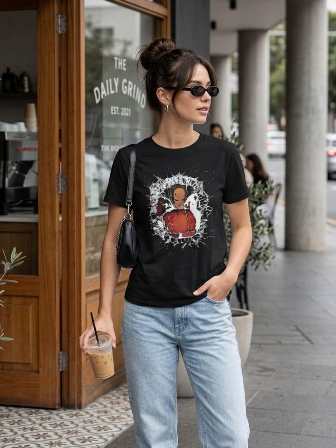 One Punch Saitama Shatter Graphic Tee – Black
