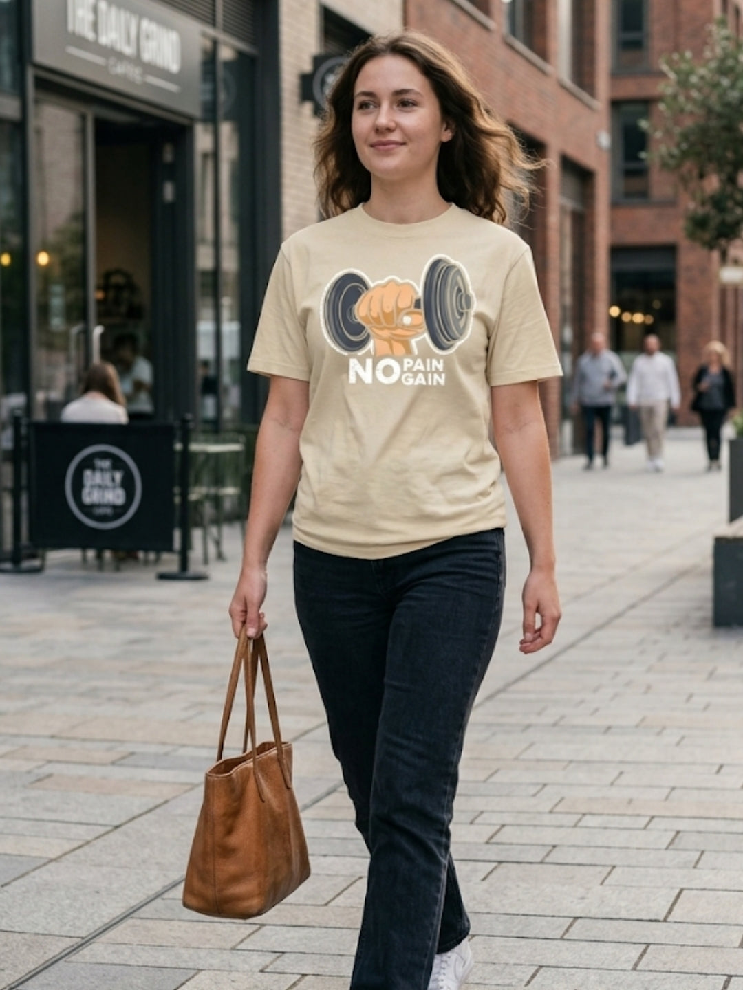No Pain No Gain Dumbbell Fist Oversized Tee – Women’s Cream