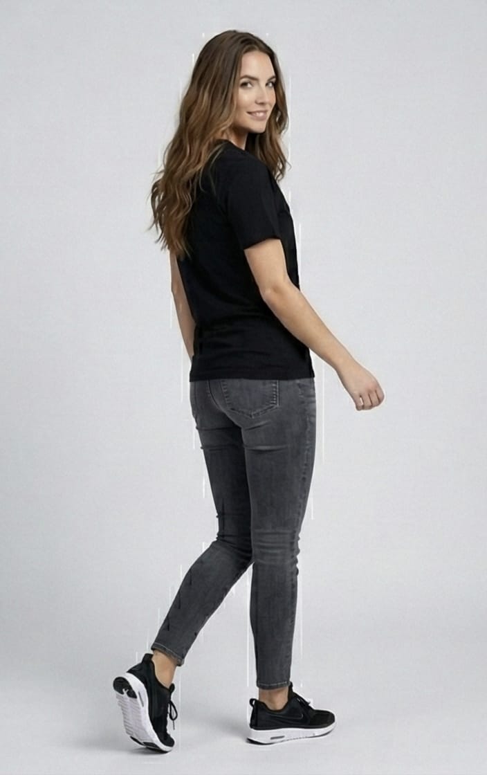 Golden Sphinx Graphic Tee – Black