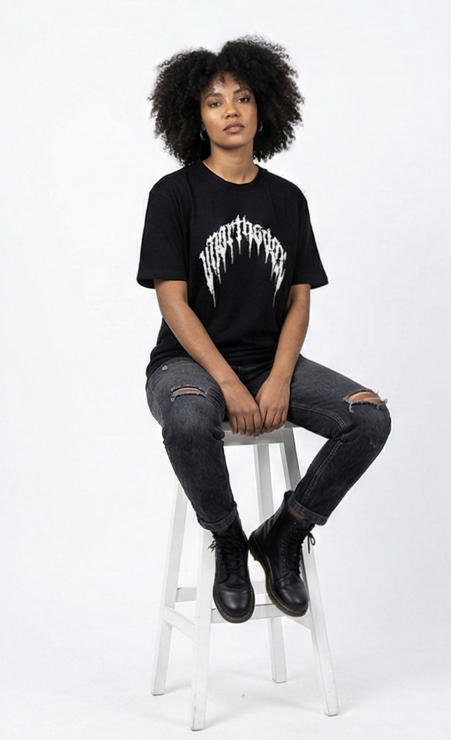 Northbound Gothic Arc Graphic Tee – Black
